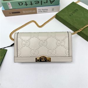 GG Wallet With Chain White