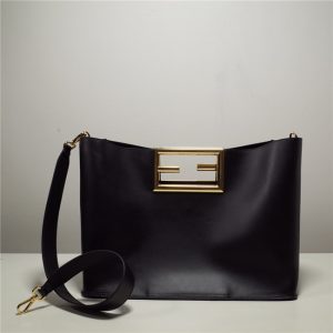 1Fendi Way Medium Black