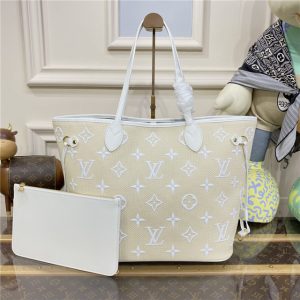 Louis Vuitton Neverfull MM M22839 Beige