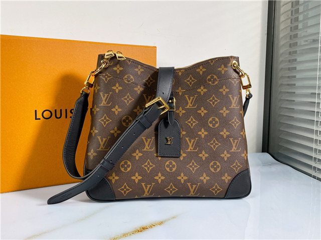 LV Odeon MM Black