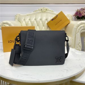 LV Aerogram Messenger M57080 Black