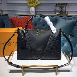 V Tote MM Monogram Empreinte Black