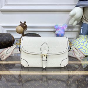 Louis Vuitton Diane M46388 Cream