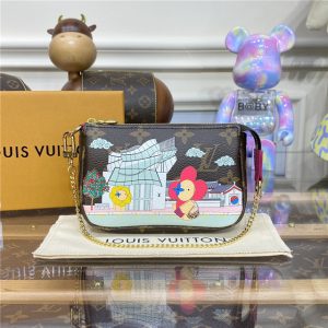 Louis Vuitton Mini Pochette Accessoires Fuchsia M81633