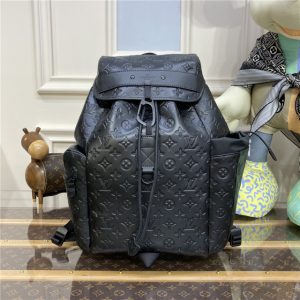 LV Discovery Backpack M43680