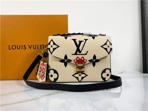 LV Crafty Pochette Metis Cream