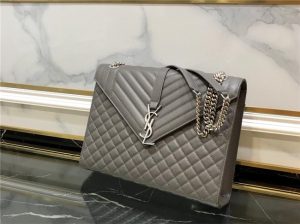 MATELASSE STITCHING.