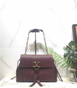 Valentino Medium Vring Chain Bag Cerise Grainy Leather
