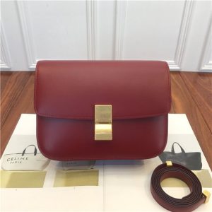 Medium Classic Box Bag Red