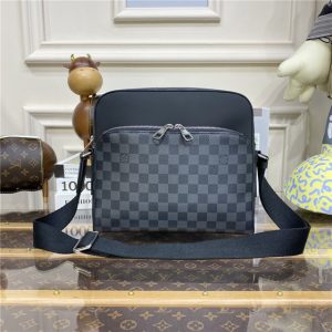 Louis Vuitton Dayton Reporter PM N41408