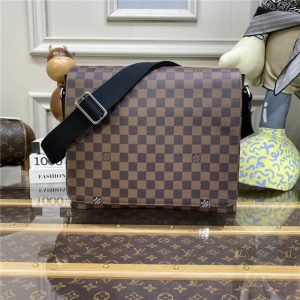 Louis Vuitton District MM N41032