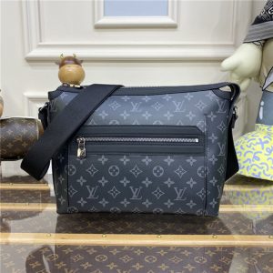 Louis Vuitton Odyssey Messenger PM M44223