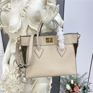 On My Side MM Greige