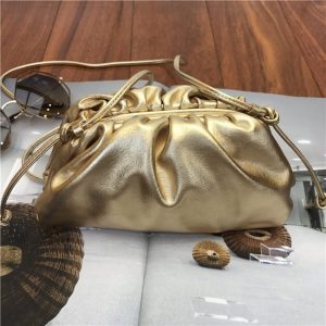 Bottega Veneta The Pouch 20 Gold