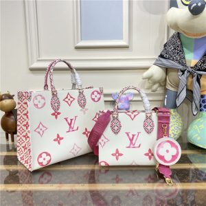Louis Vuitton OnTheGo MM M22975 Beige
