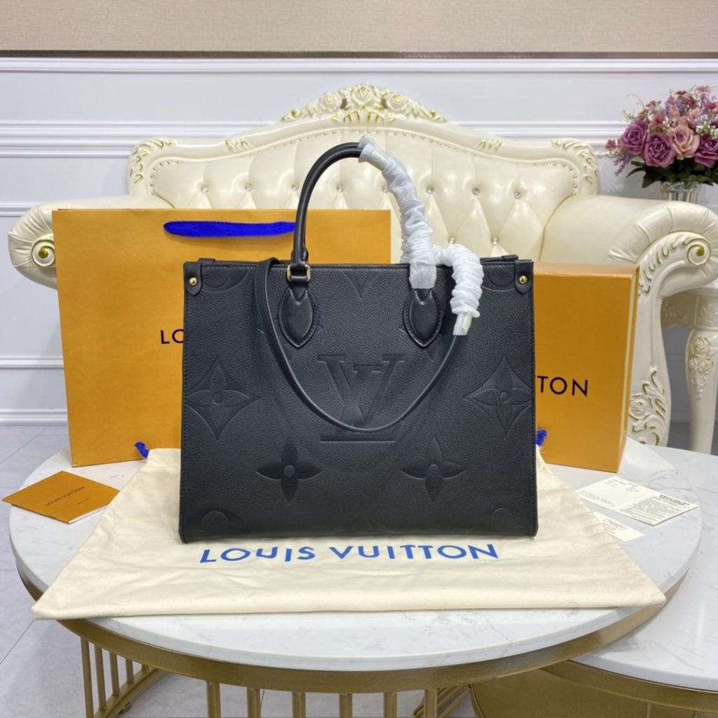 Louis Vuitton Onthego MM Noir Handbags