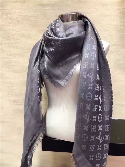 Louis Vuitton Monogram Shine Shawl