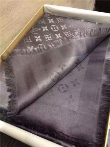 Louis Vuitton Monogram Shine Shawl