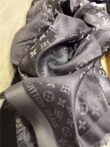 Louis Vuitton Monogram Shine Shawl