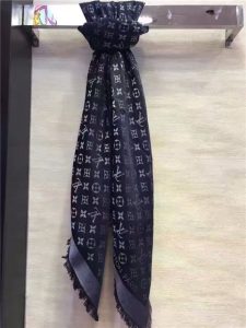 Louis Vuitton Monogram Shine Shawl (Rose and Black)