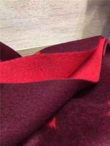 Louis Vuitton Reykjavik Scarf (Cherry)