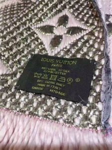 Louis Vuitton Logomania Shine Scarf (Rose Ballerine)