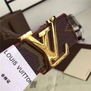 Louis Vuitton Initiales 30mm Reversible Belt (Fuchsia)
