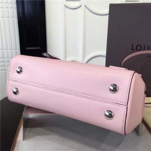 Louis Vuitton Cluny MM Rose Ballerine
