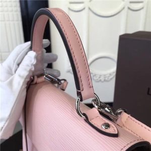 Louis Vuitton Cluny MM Rose Ballerine