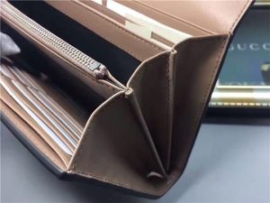 Gucci Dionysus GG Supreme Chain Wallet (Varied Colors)