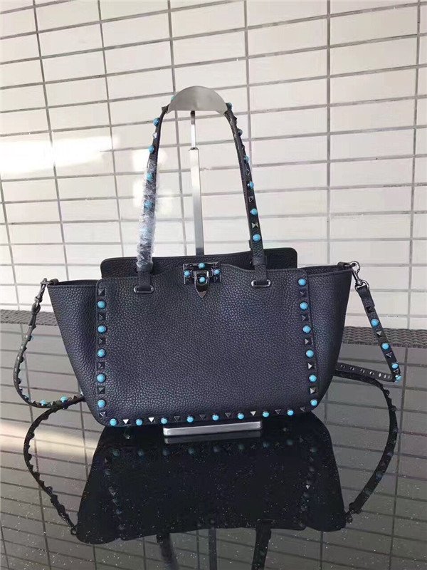 Valentino Rockstud Rolling Black with turquoise stones