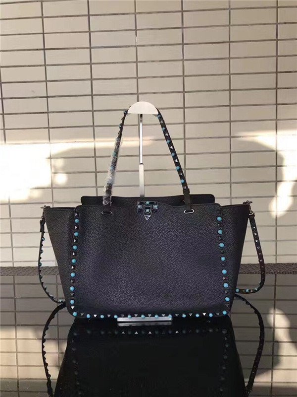 Valentino Rockstud Rolling Black with turquoise stone