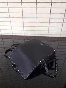 Valentino Rockstud textured-leather Black with Black stone