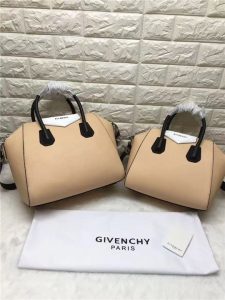 Givenchy Small Antigona (Varied Colors)