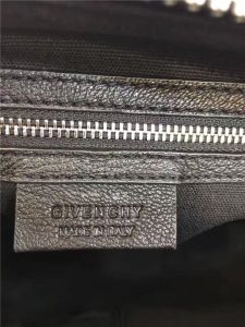 Givenchy Small Antigona (Varied Colors)