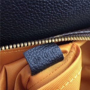 Louis Vuitton Manhattan Monogram Noir