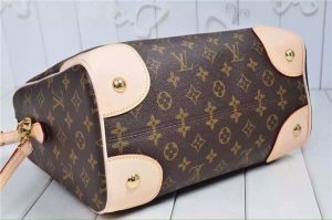 Louis Vuitton Monogram Retiro Beige