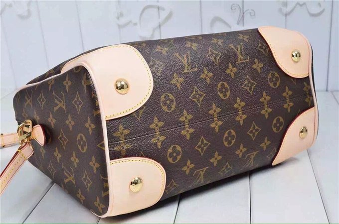 Louis Vuitton Monogram Retiro Beige