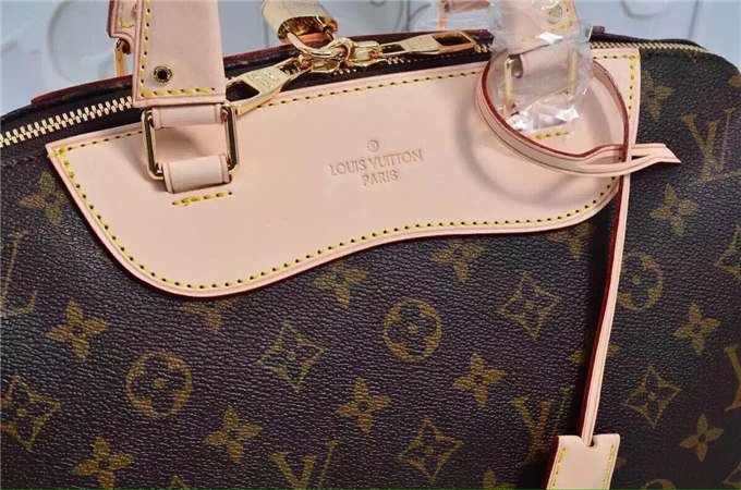 Louis Vuitton Monogram Retiro Beige