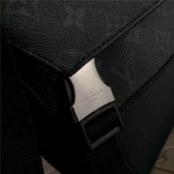 Louis Vuitton Messenger PM Voyager