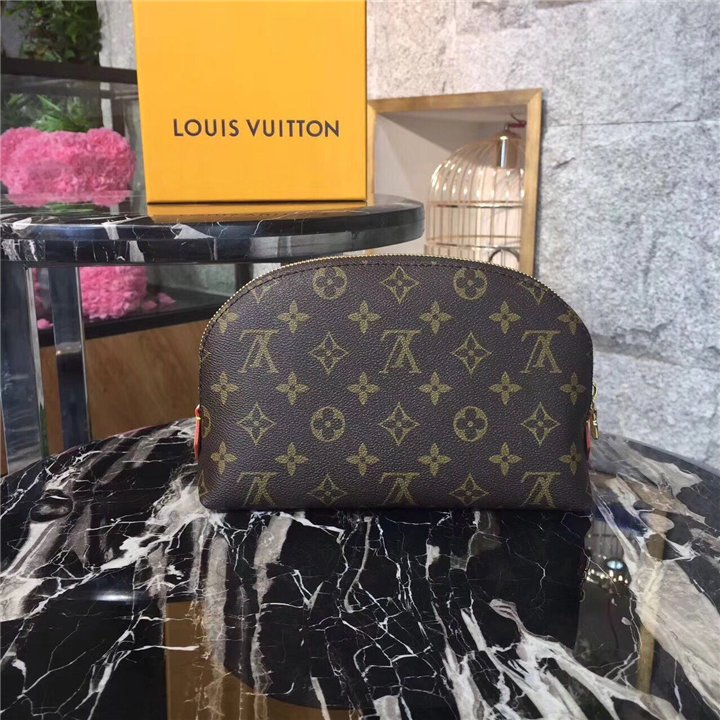 Louis Vuitton Cosmetic Pouch Monogram GM
