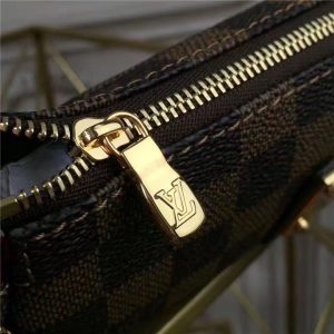 Louis Vuitton Damier Ebene Eva Clutch