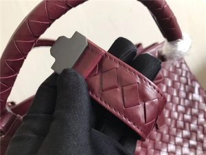 Bottega Veneta Roma small intrecciato leather tote (Varied Colors)
