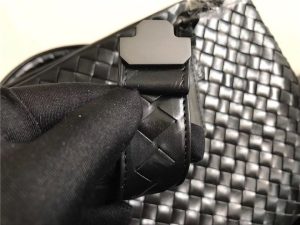 Bottega Veneta Roma small intrecciato leather tote (Varied Colors)