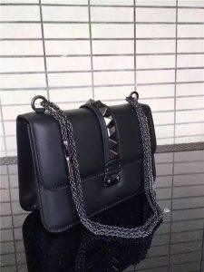 Valentino Garavani chain cross body bag Black/Ruthenium