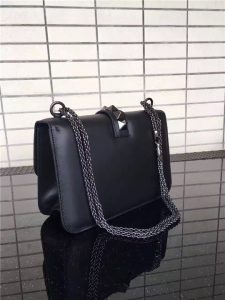 Valentino Garavani chain cross body bag Black/Ruthenium