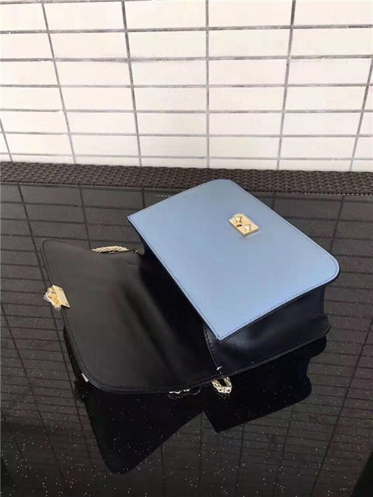 Valentino Garavani chain cross body bag (Varied Colors)