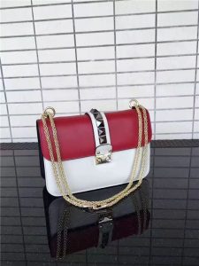 Valentino Garavani chain cross body bag (Varied Colors)