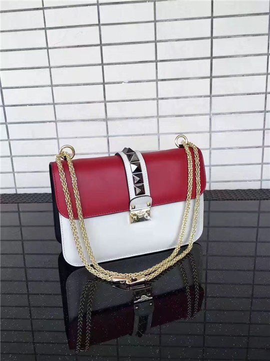 Valentino Garavani chain cross body bag (Varied Colors)