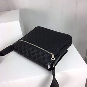 Louis Vuitton District PM Damier Infini